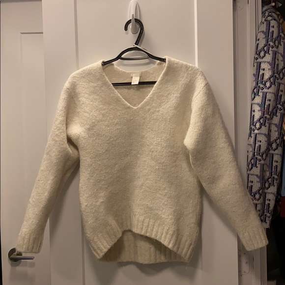 Knit sweater - Picture 1 of 6